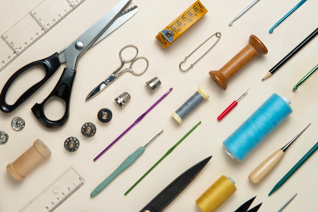 Jak wybrać idealne narzędzia do domowego krawiectwa?